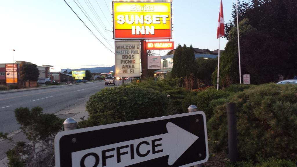 Swiss Sunset Inn Penticton Exterior foto